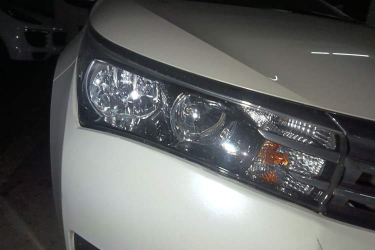 Used Toyota Corolla 2017 1.2T CVT GL Right Front Headlight