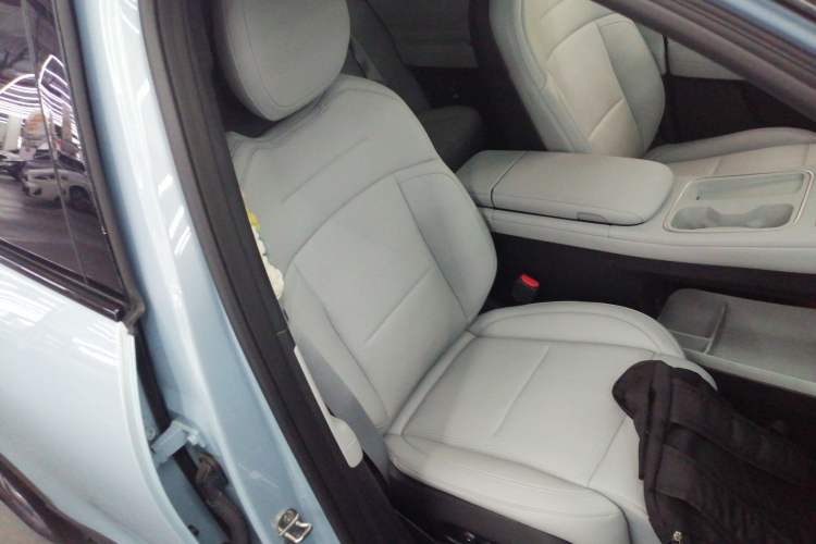 Used Nio ES6 2024 75 kWh
