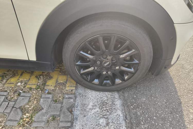 Used MINI MINI 2018 1.5T COOPER Classic Edition