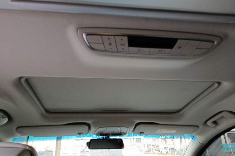 Used Buick GL8 2018 ES 28T Comfort Model China VI Standard
