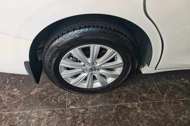 Used GAC Trumpchi M6 2021 270T DCT Elite Edition (7-seater) Right Rear Wheel Hub