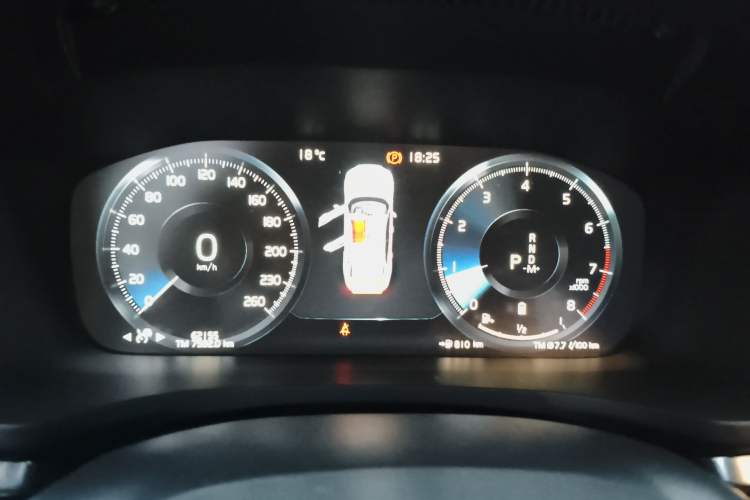 Used Volvo S60 2022 B4 Zhiyuan Luxury Edition Instrument Cluster