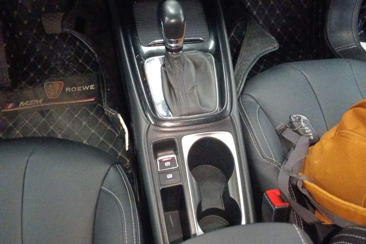 Used Roewe i5 2020 1.5L Automatic 4G Connected Linghao Edition