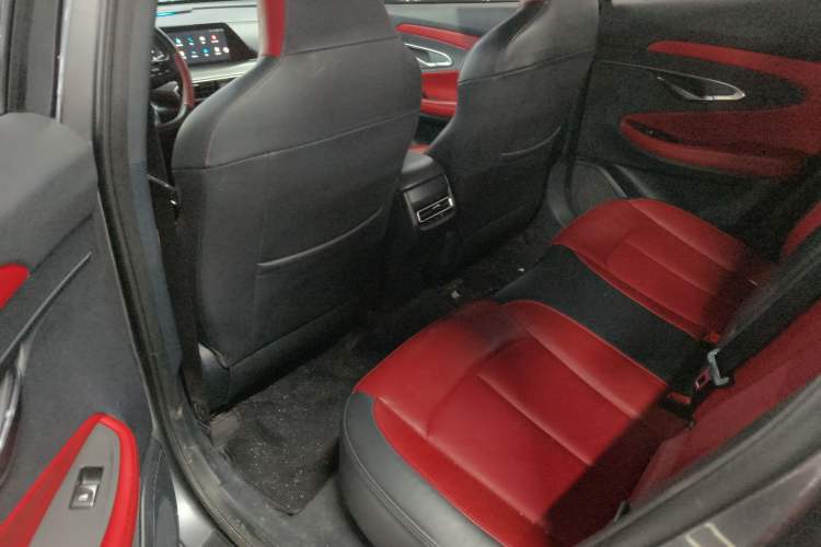 Used Changan UNI-T 2020 1.5T Prestige Version
