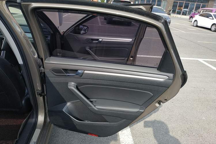 Used Volkswagen Passat 2016 330TSI DSG Luxury Edition