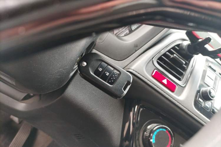 Used Honda Vezel 2017 1.5L CVT 2WD Comfort Model