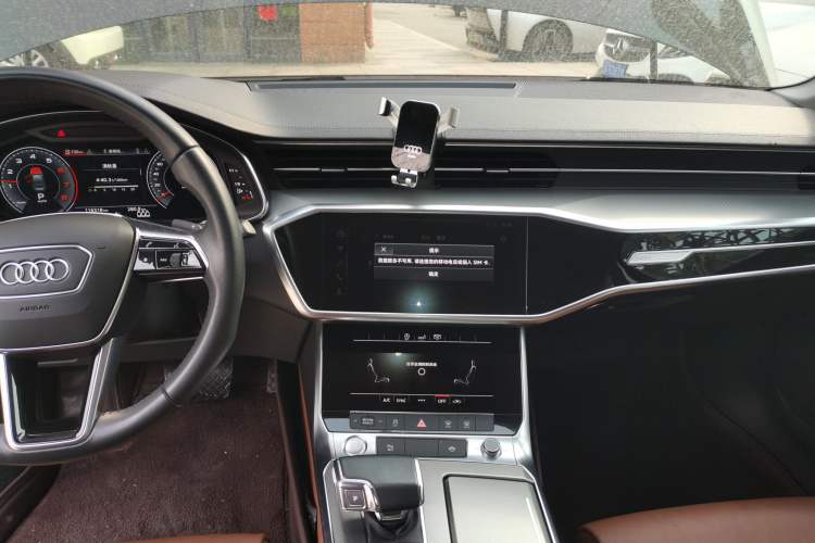 Used Audi A6L 2019 40 TFSI Luxury Prestige Edition Audio And AC Panel