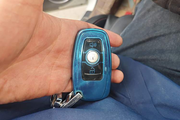 Used Haval H6 2015 Upgraded Model 1.5T Manual Two-Wheel Drive Elite Version Vehicle Key