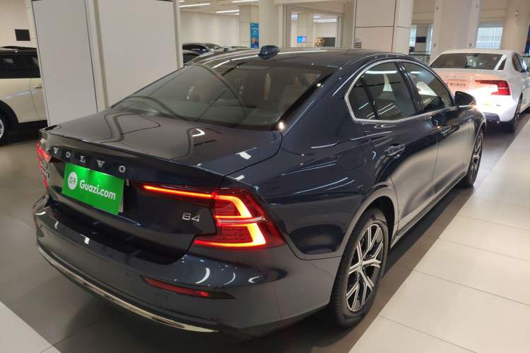 Used Volvo S60 2025 B4 Zhiyi Luxury Edition