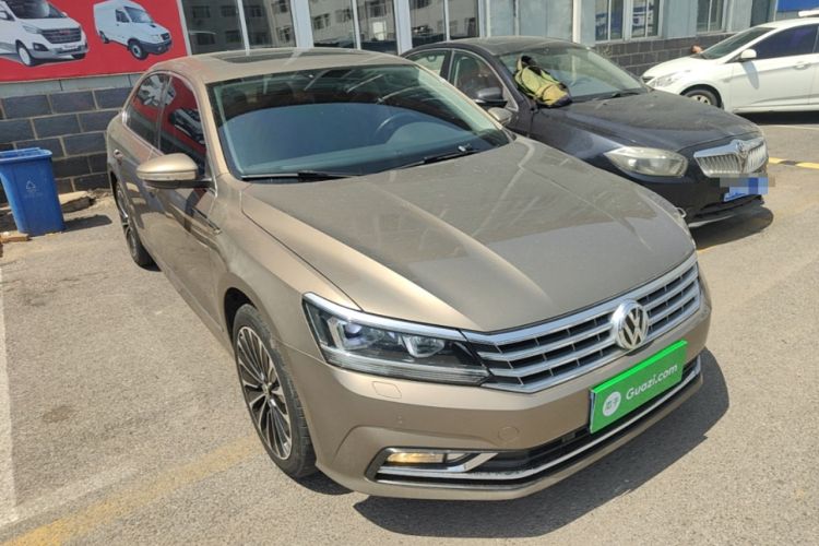 Used Volkswagen Passat 2017 330TSI DSG Prestige Edition Front Right 45 Deg