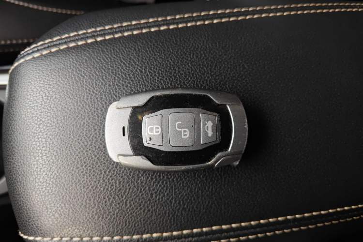 Used BYD Song 2017 Gaishi Upgrade Edition 1.5TI Manual Elite Model
