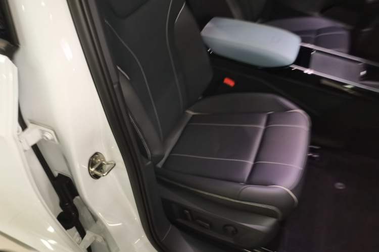 Used Volkswagen ID.4 X 2023 Pure Smart Edition