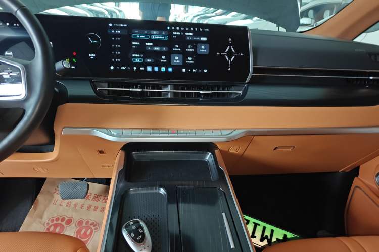 Used Wey Gaoshan 2023 Four-Wheel-Drive Executive Extended Version