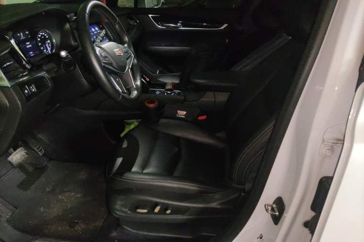 Used Cadillac XT5 2021 2.0T Two-Wheel Drive Luxury Version Left Front Seat