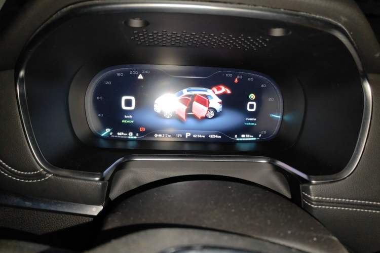 Used Roewe RX5 New Energy 2017 eRX5 50T Hybrid Connected Prestige Flagship Edition