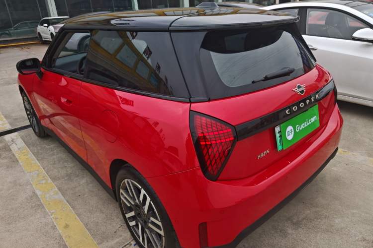 Used MINI Electric MINI COOPER 2024 456km COOPER E Classic Edition