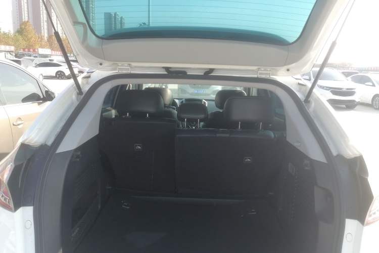 Used Luxgen U6 SUV 2017 1.8T Enhanced Charm Edition
