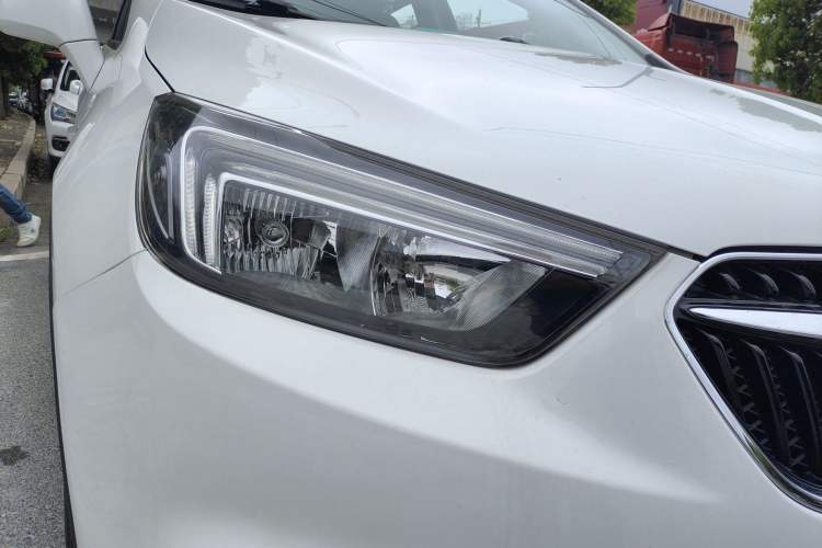 Used Buick Encore 2017 18T Automatic Two-Wheel Drive Urban Leading Model