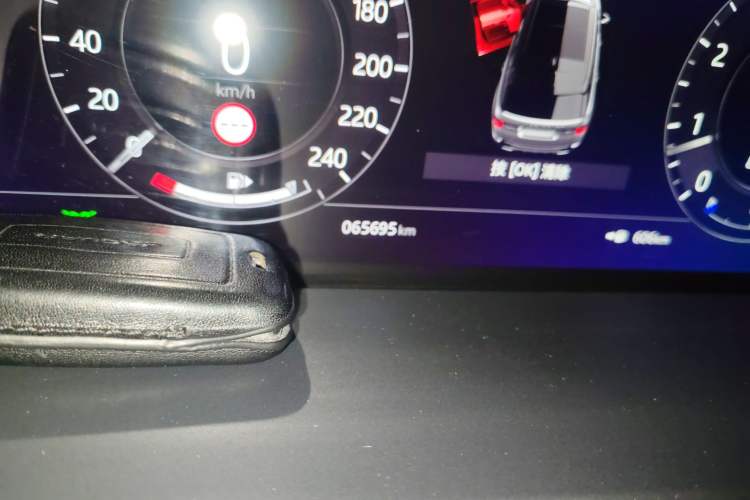 Used Land Rover Range Rover Sport 2021 3.0 L6 YAO Black Edition
