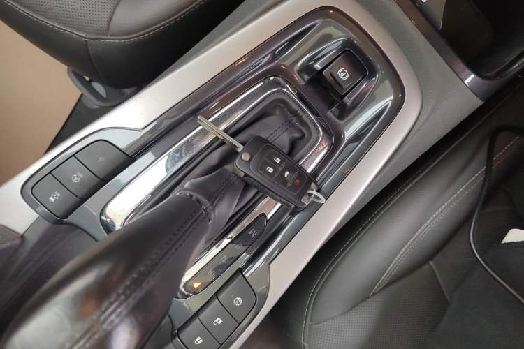 Used Chevrolet Malibu 2018 530T Automatic Fashion Edition Interior 1