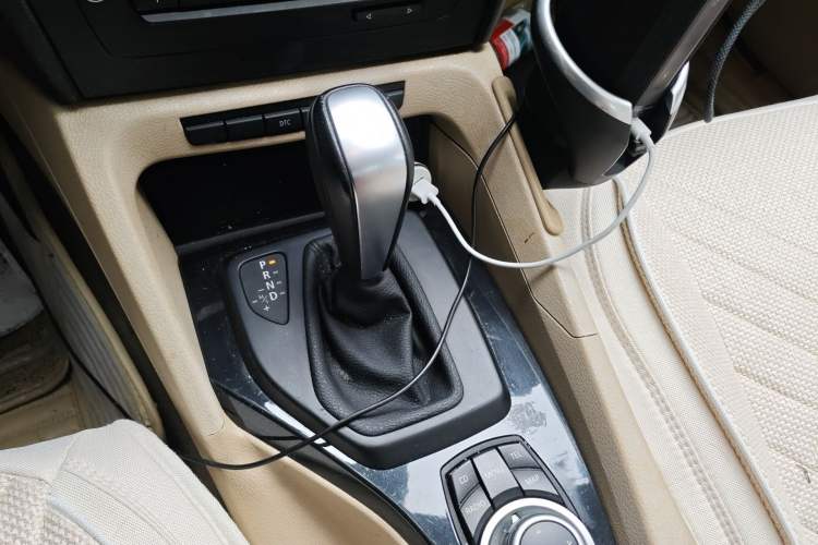 Used BMW X1 2010 sDrive18i Luxury Model
