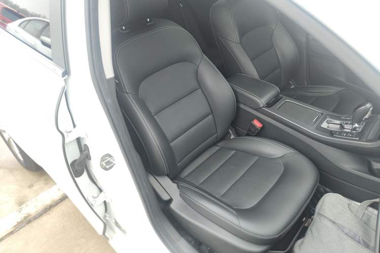 Used Geely Auto Emgrand GL 2021 UP 1.4T CVT Leading Edition
