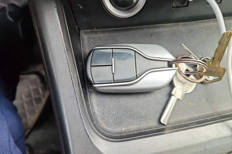 Used BAW Ruisheng Ace M7 2023 2.0L Automatic Long-wheelbase Business Version 7 Seats Vehicle Key