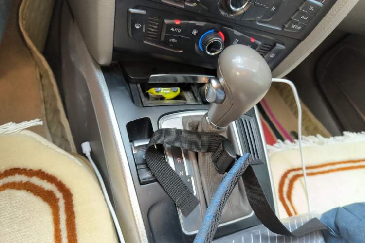 Used Audi A4L 2012 2.0 TFSI automatic standard version