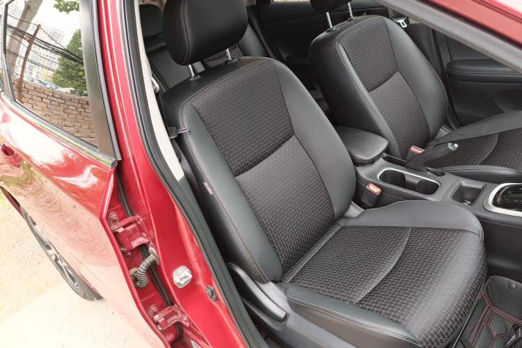 Used Nissan Tiida 2019 1.6L CVT Smart Drive Version China VI Standard
