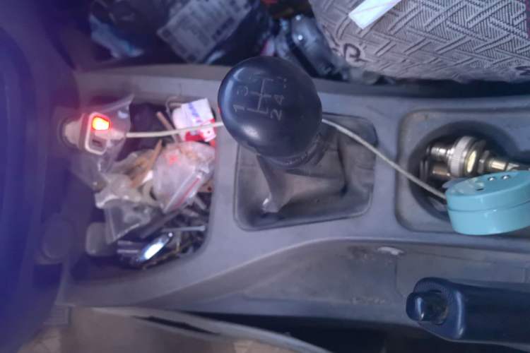 Used Wuling Rongguang V 2015 1.2L Practical Model Gear Lever
