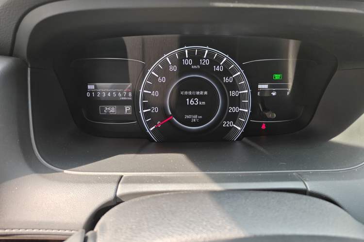 Used Honda Odyssey 2017 2.4L Supreme Edition Odometer Close Up
