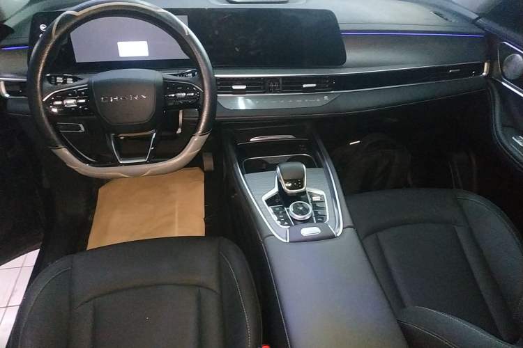 Used Chery Tiggo 8 PRO 2025 290T Two-Wheel-Drive Luxury Edition Gear Lever