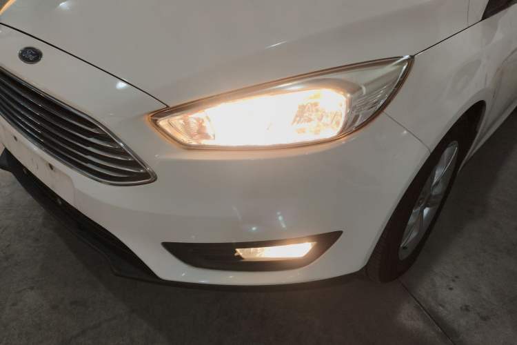 Used Ford Focus 2015 Sedan 1.6L Automatic Comfort Model