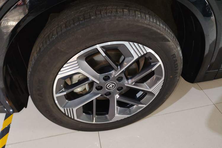 Used CHANGAN CS75 PLUS 2025 4th Generation 1.5T New Blue Whale Smart Luxury Edition
