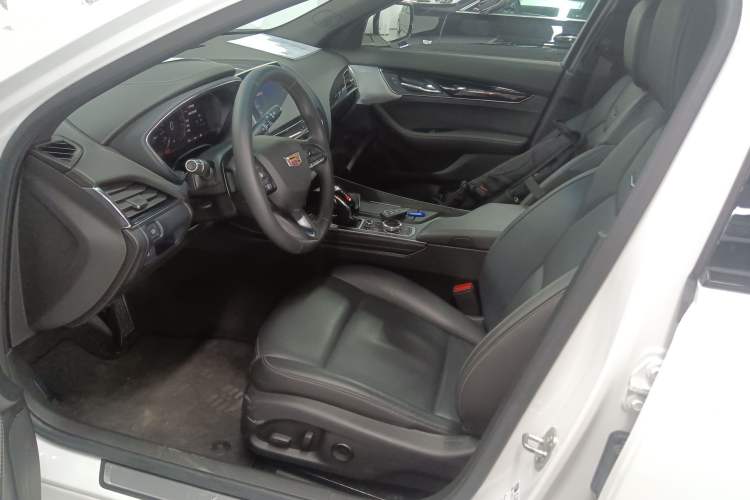 Used Cadillac CT5 2023 28T Prestige Model
