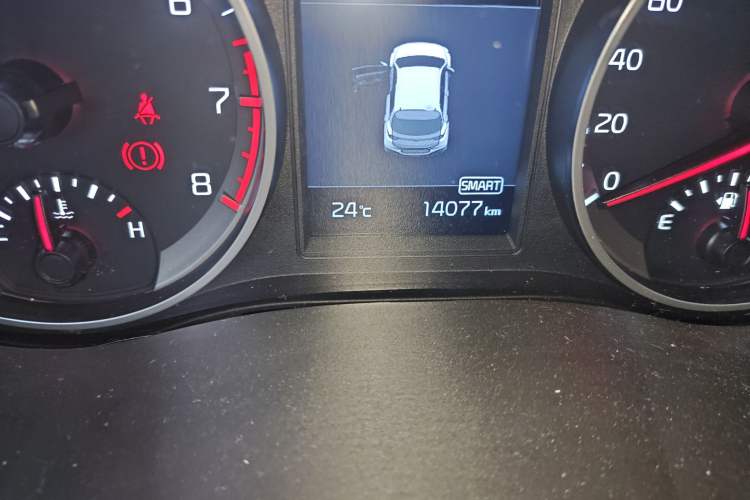 Used Kia kx1 Stonic 2021 1.4L CVT Sunroof Model Odometer Close Up