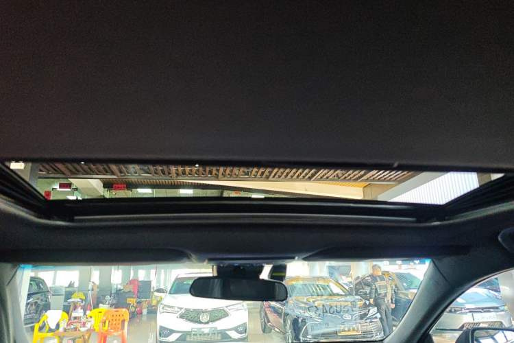 Used Toyota Avalon 2022 Dual-Engine 2.5L Luxury Edition