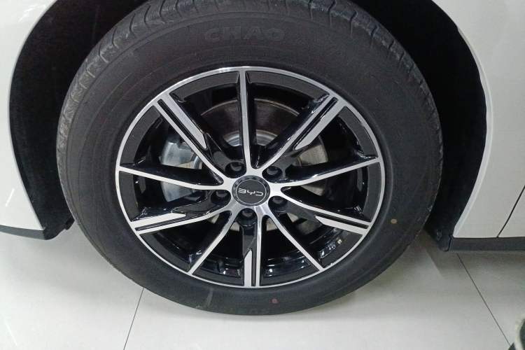 Used BYD Seal 06 New Energy 2024 DM-i 120KM Prestige Model
