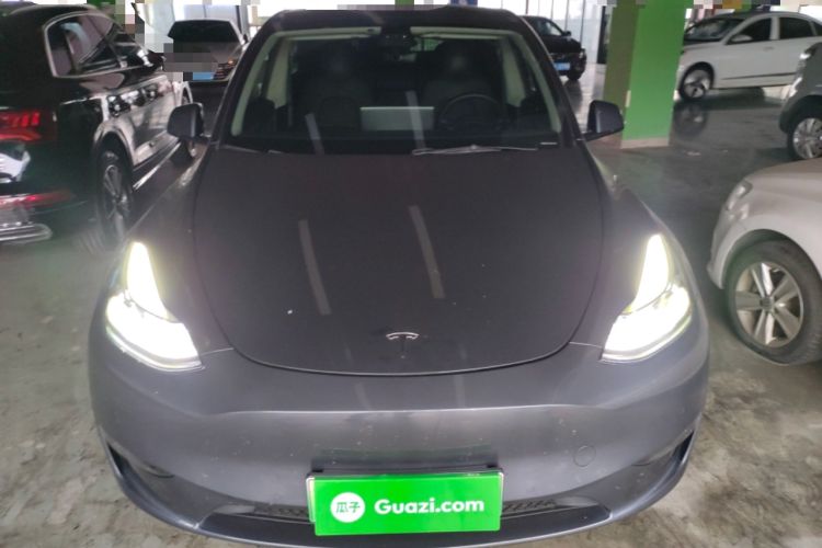 Used Tesla Model Y 2022 Long-Range All-Wheel-Drive Version Front