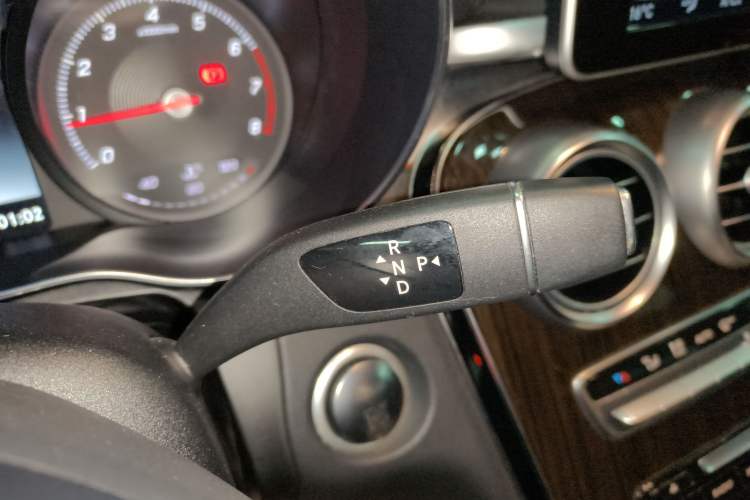 Used Mercedes-Benz GLC 2019 GLC 260 L 4MATIC Dynamic Model
