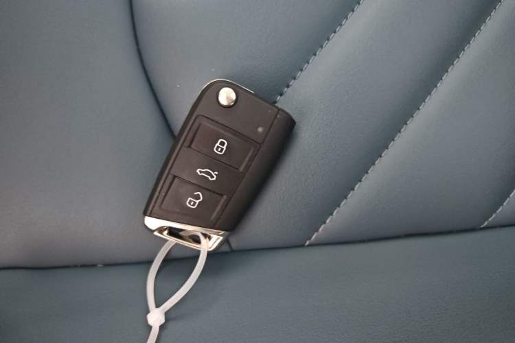 Used Volkswagen Tharu 2024 300TSI Two-Wheel-Drive Moon Luxury Edition Vehicle Key