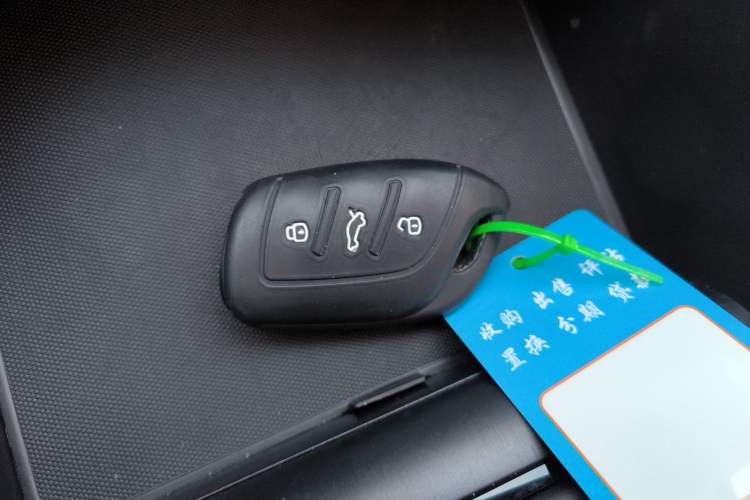 Used Roewe i5 2023 1.5L Manual Comfort Edition
