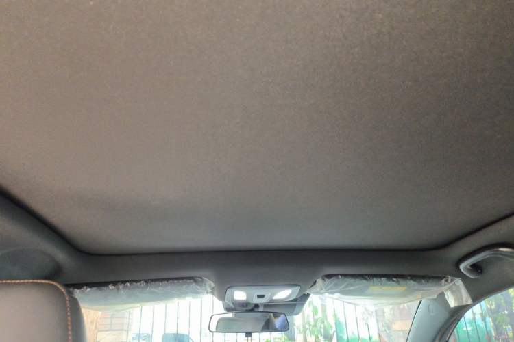 Used CHANGAN UNI-T 2022 1.5T Prestige Version Headliner