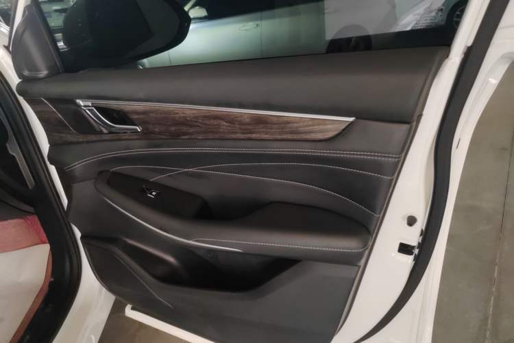 Used Landian E5 2023 1.5L DE-i 100KM Enjoyment Version 5 Seats