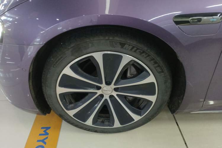 Used Hima Luxeed S7 2025 855 km Max