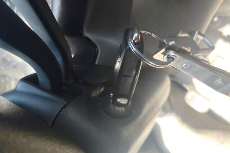 Used JMC Transit 2021 2.8T Space King Taurus Long Wheelbase Mid-Height Rear Single Tire – Step 6-Seater Diesel Euro VI JX493