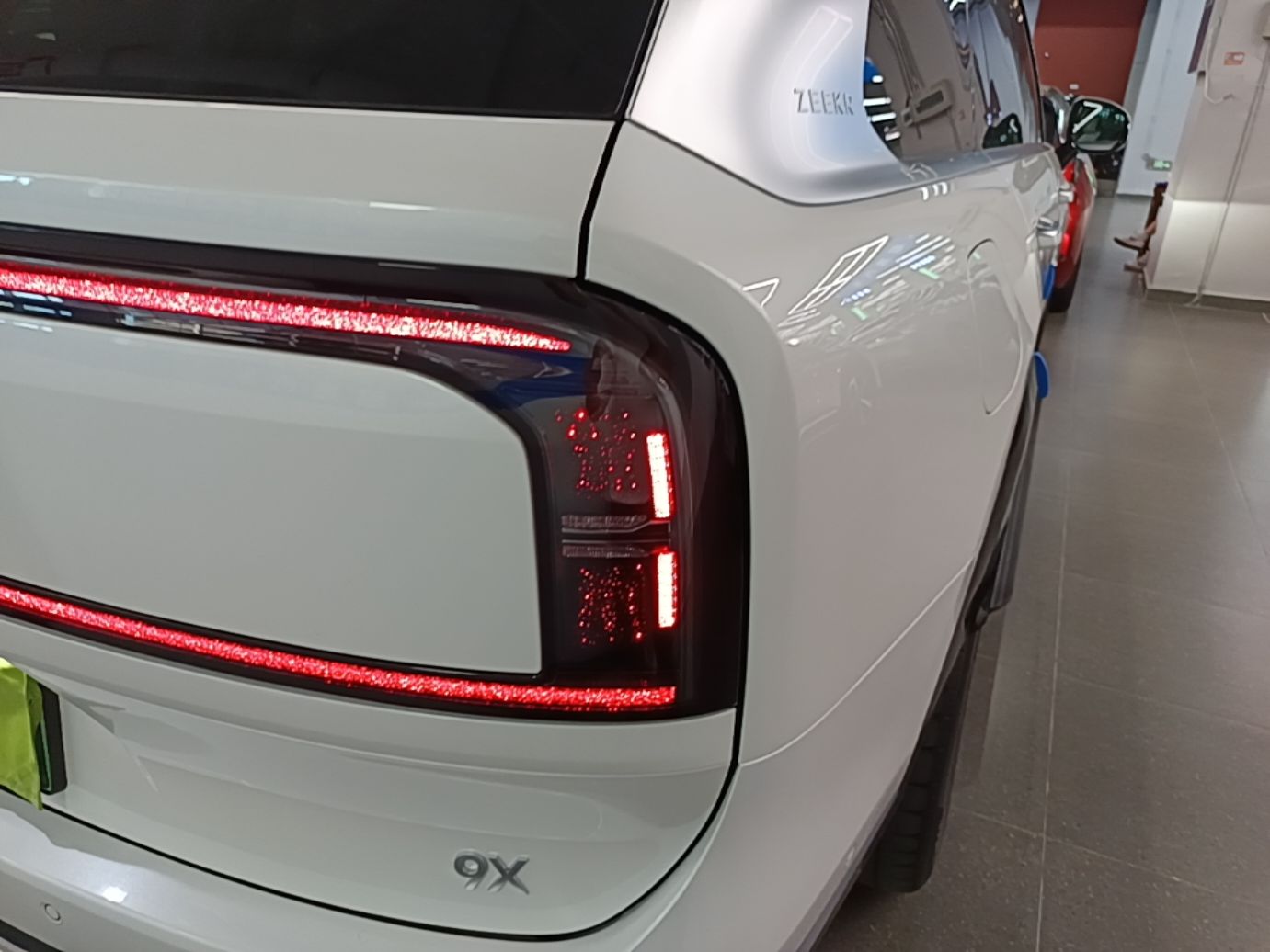 Zeekr 9X 2025 Hyper Edition 70kWh — снимка 9