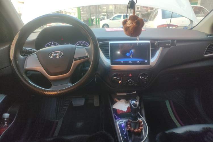 Used Hyundai Verna (new generation) 2016 1.4L Automatic Cool Edition GLS
