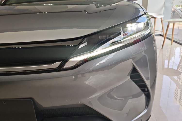 Used BYD Yuan UP 2024 401KM Leading Edition Left Front Headlight