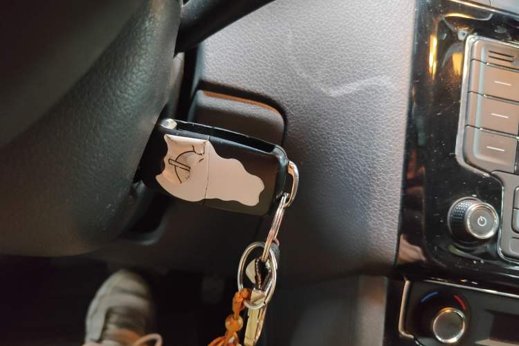 Used Volkswagen Polo 2016 1.6L Automatic Luxury Model
